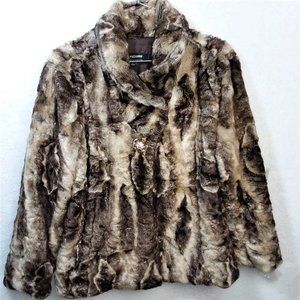 COFFEE SHOP Faux Fur Coat